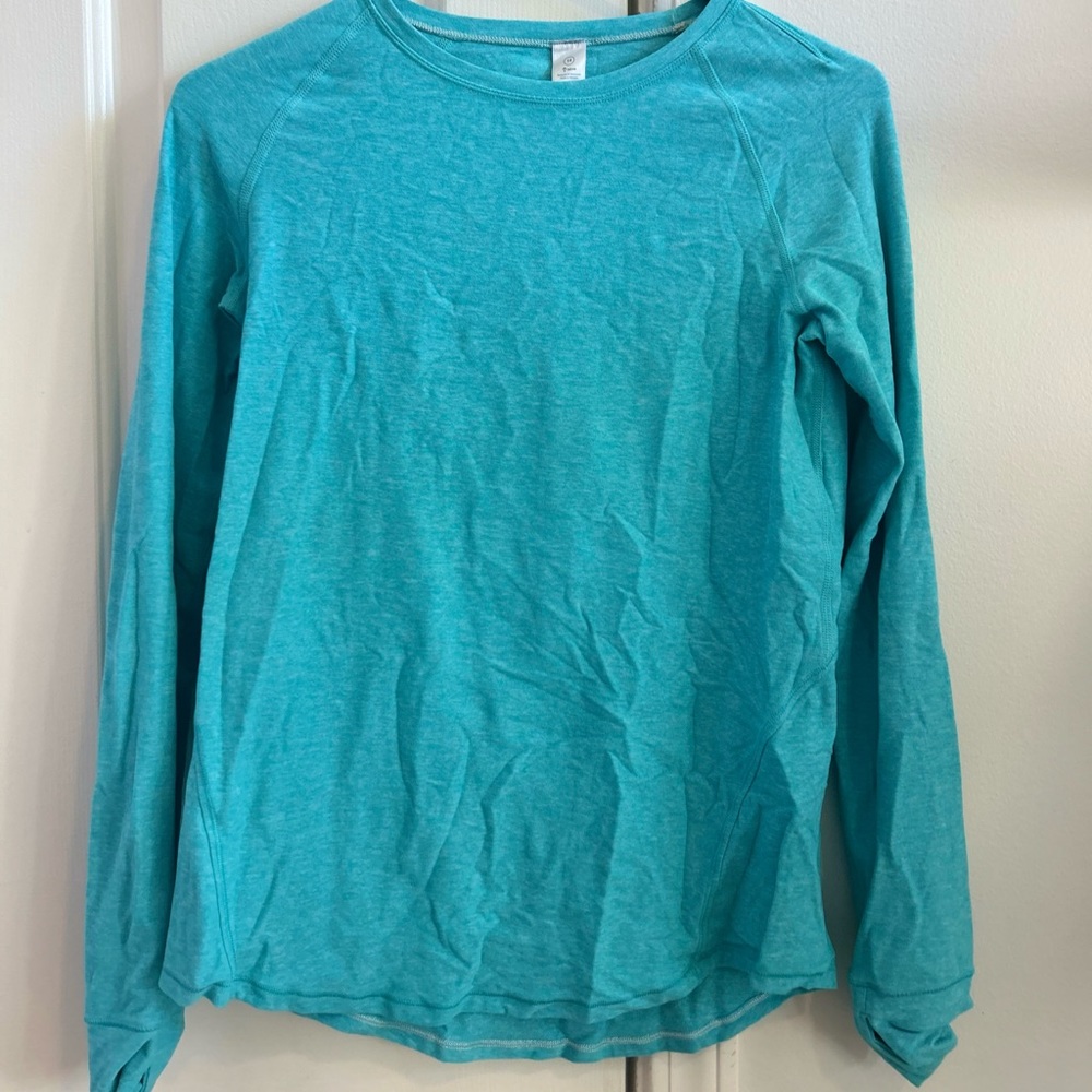 Ivivva longsleeve blue top